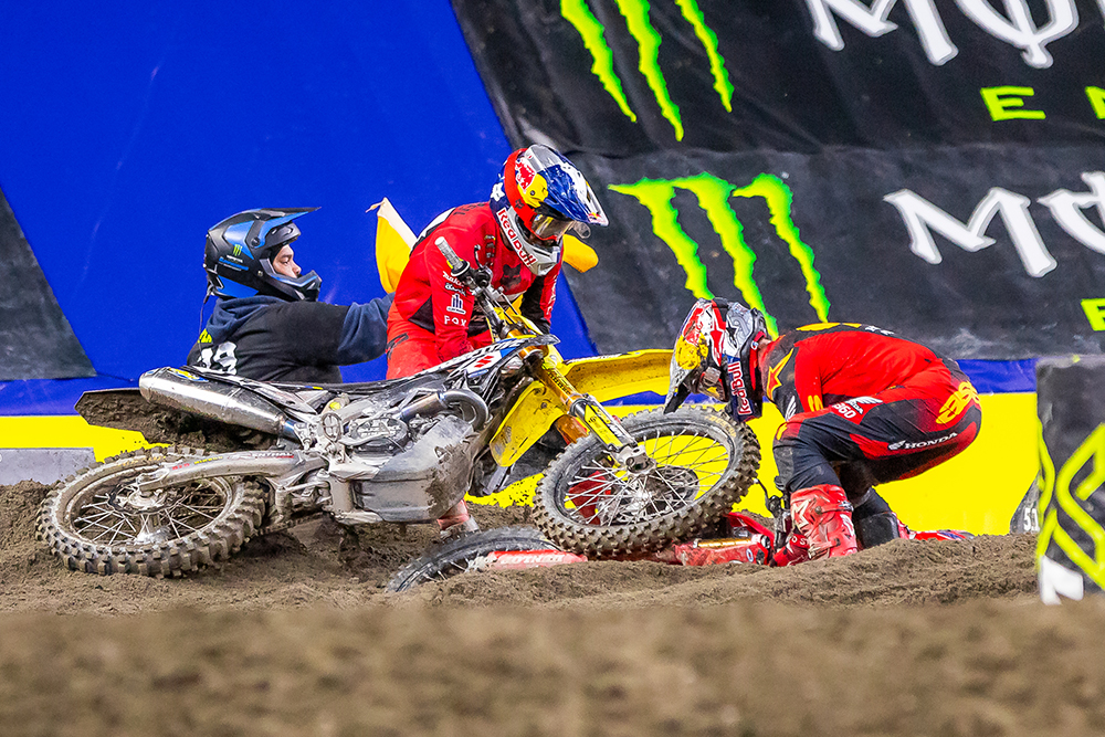 2026-seattle-supercross-cycle-news-lawrence