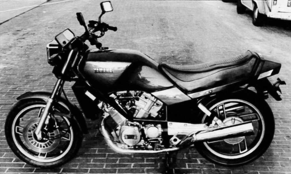 1982 Yamaha XV 550 Vision left side