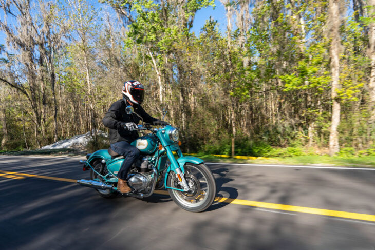 2026 Royal Enfield Classic 650 action