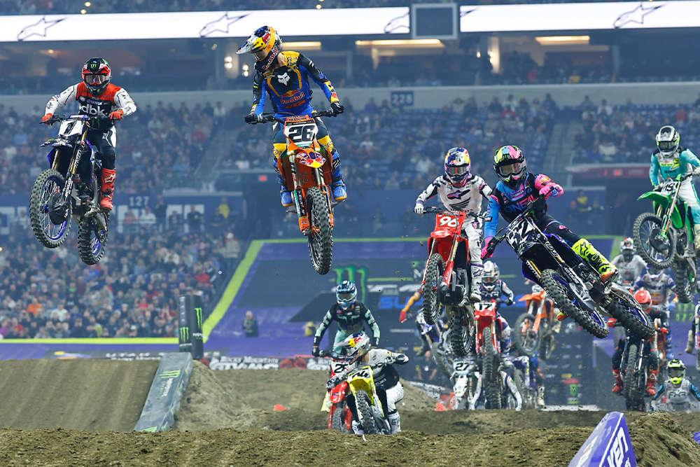 2026-indianapolis-supercross-cycle-news-450-start