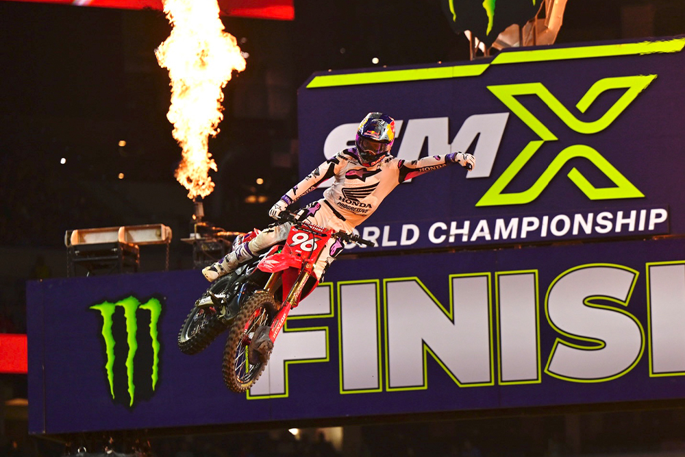 2026-indianapolis-supercross-cycle-news-lawrence