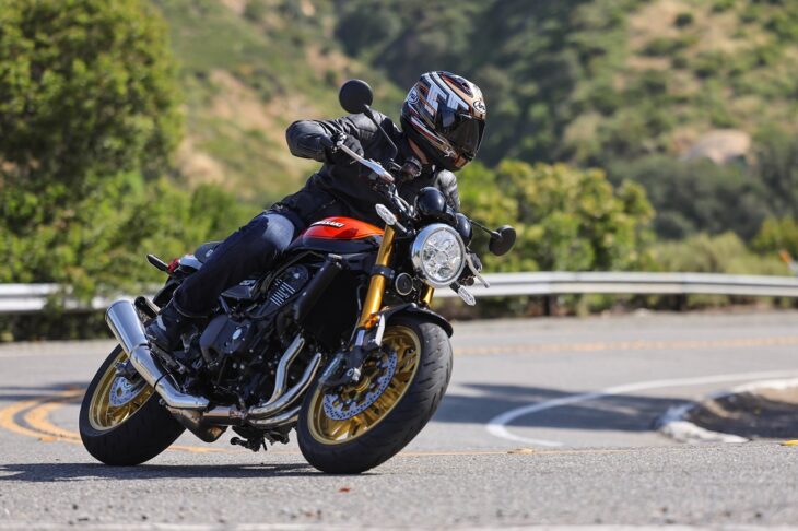 2026 Kawasaki Z900RS SE ABS action