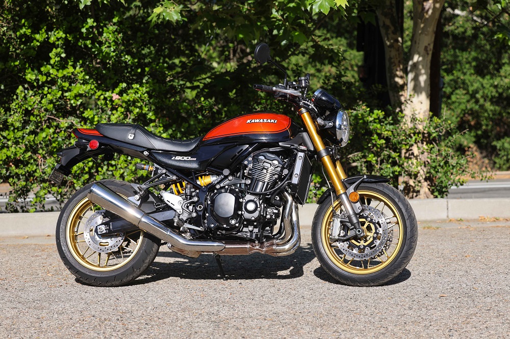 2026 Kawasaki Z900RS SE ABS right side 2026 Kawasaki Z900RS SE ABS right side