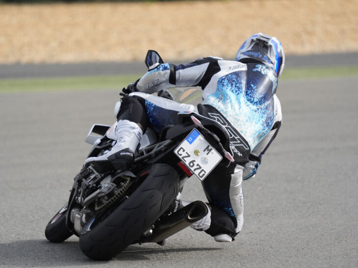 Metzeler Sportec 01 RS Tire test