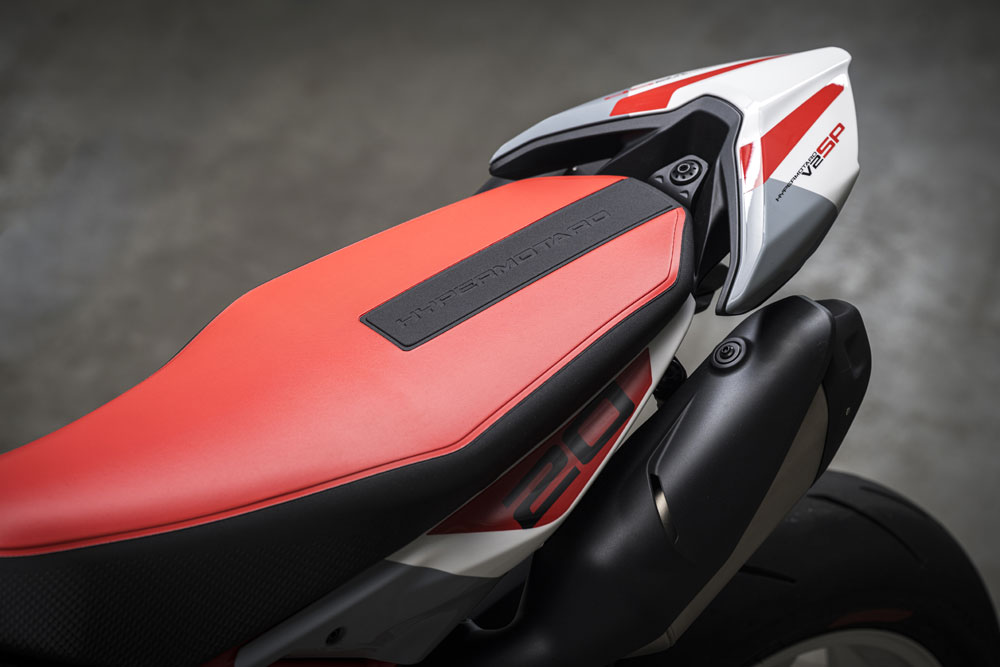 2026 Ducati Hypermotard V2 SP seat
