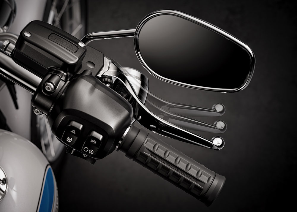 2026 Harley-Davidson Super Glide handlebar