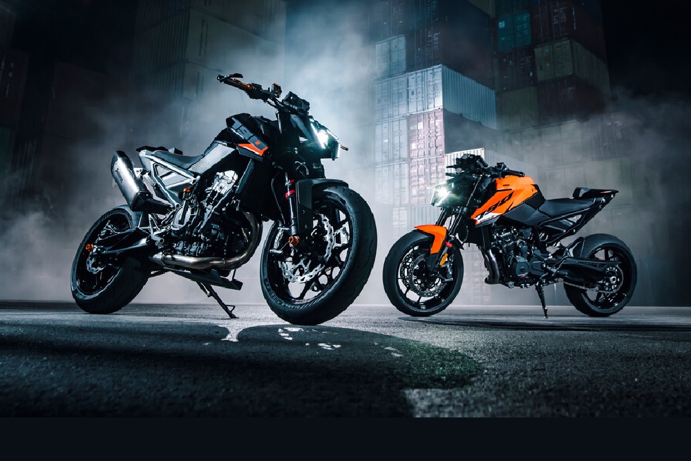 2027 KTM 790 Duke colorways
