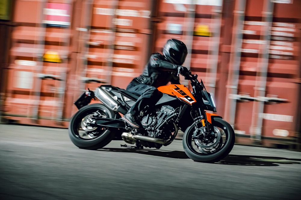 2027 KTM 790 Duke