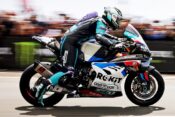 Michael Dunlop IOMTT BMW M1000RR