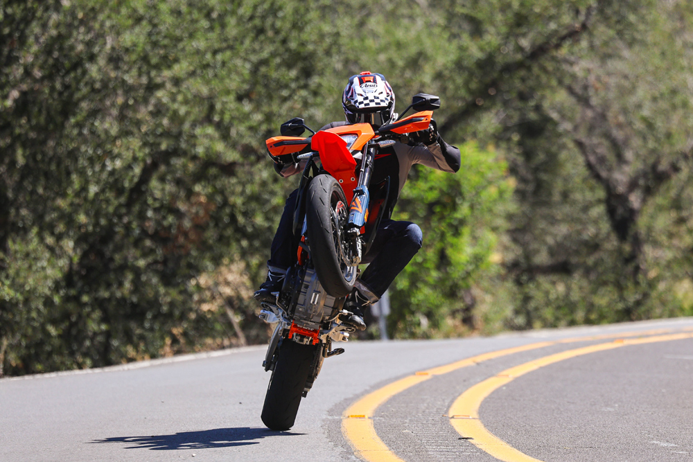 2026 KTM 690 SMC R wheelie 2026 KTM 690 SMC R wheelie