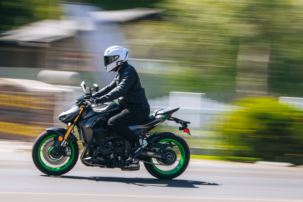 2026 Kawasaki Z1100 SE ABS commuting 2026 Kawasaki Z1100 SE ABS commuting