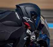 Alpinestars Supertech R7 Helmet action