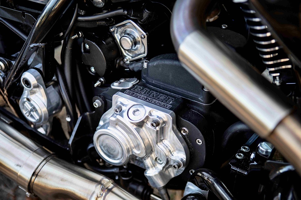 BAKER Drivetrain Function Formed Cable Side Cover installed