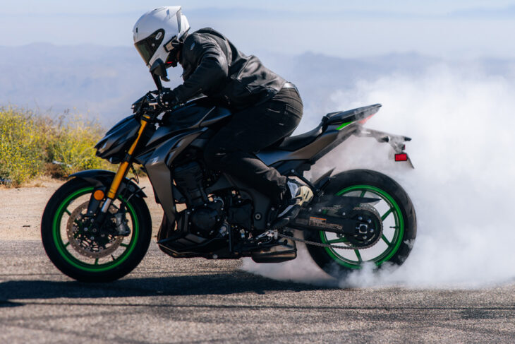 Cycle News Magazine 2026 Kawasaki Z1100 SE ABS review