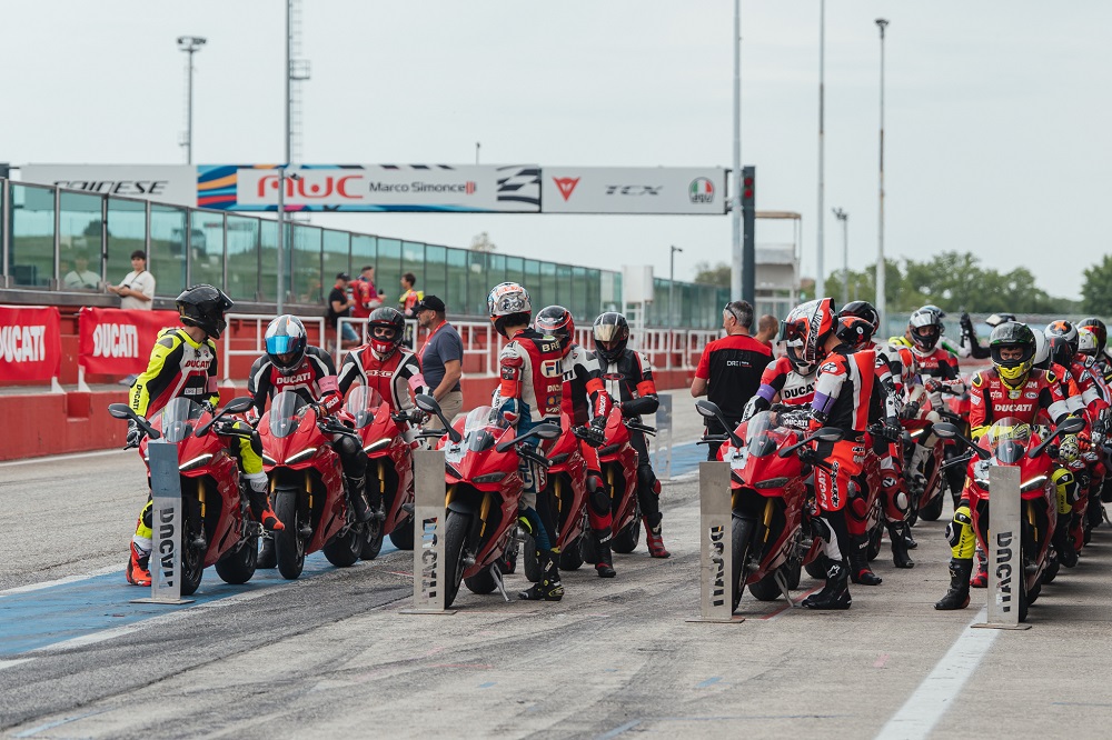 DRE (Ducati Riding Experience) Racetrack: Ducati Academy at Misano