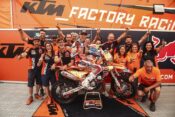 Josep Garcia and team at 2026 EnduroGP of France