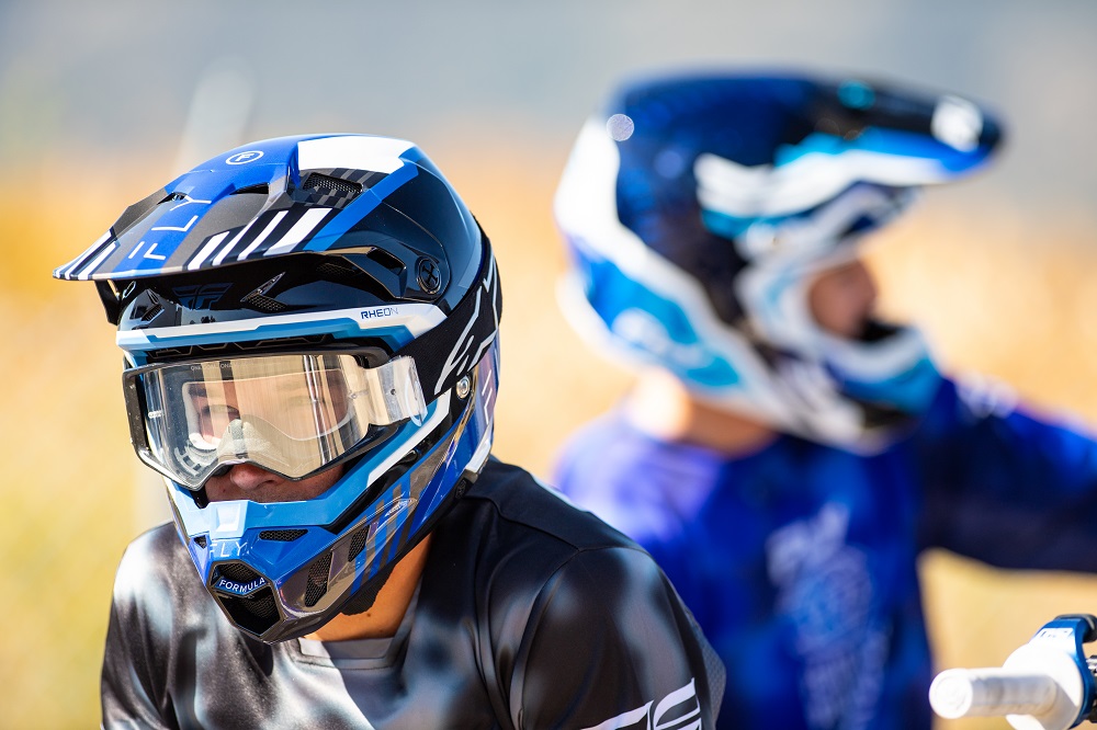 Kinetic Blur-Parker Ross-FLY Racing 2027-007