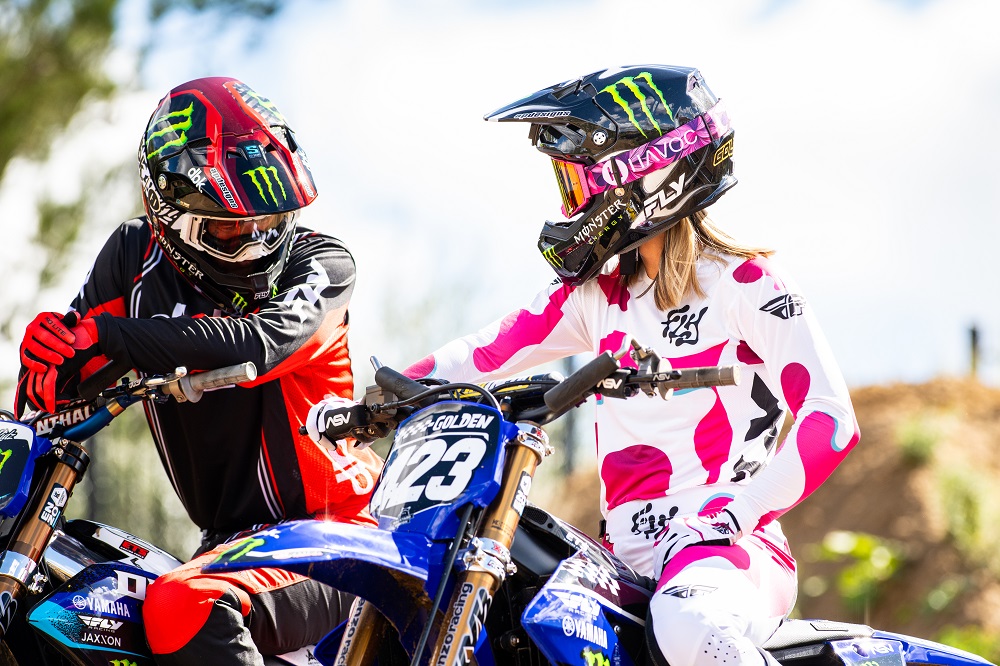 Lite SE Vibe-Vicki Golden-FLY Racing 2027-004