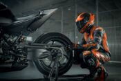 Regina Catene Calibrate and KTM 1390 Super Duke RR Track (6)