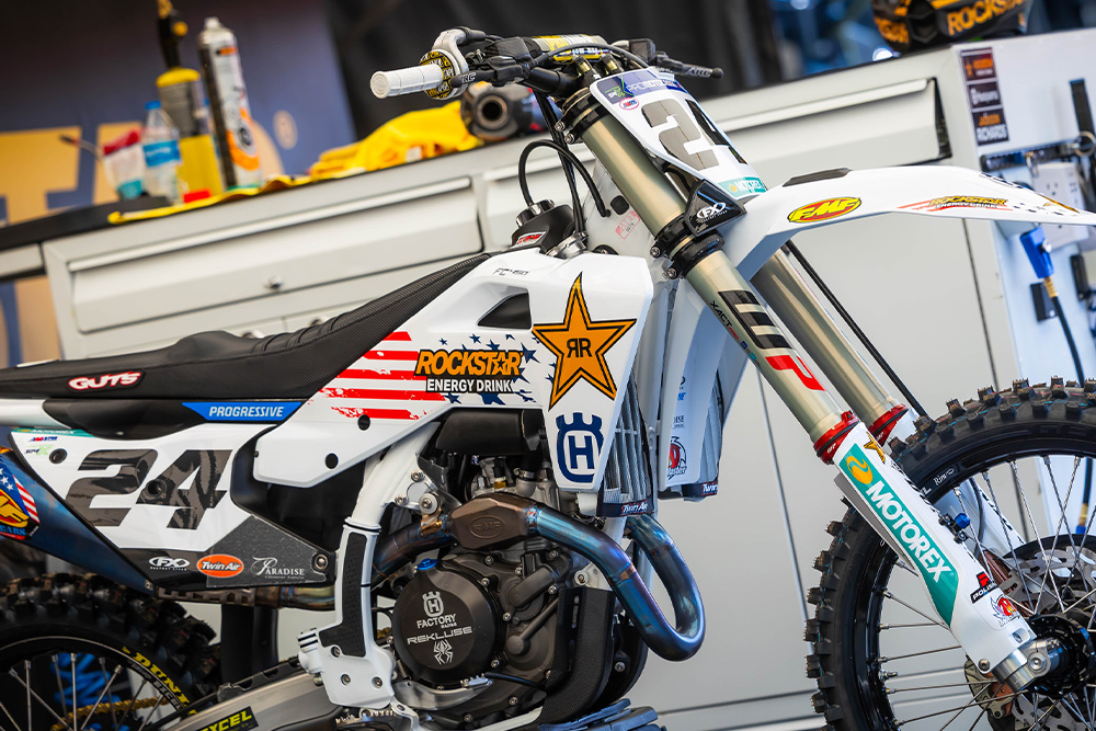 2026-REDBUD-PRO-MOTOCROSS-husqvarna