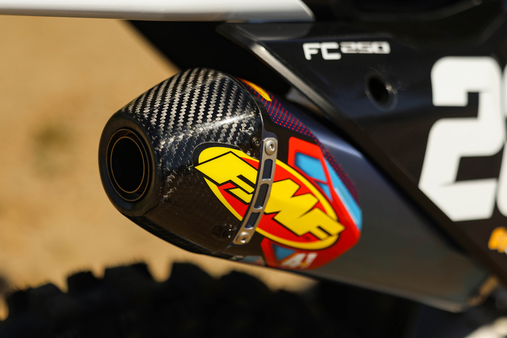 2026 Husqvarna FC 250 Factory Edition FMF Exhaust 2026 Husqvarna FC 250 Factory Edition FMF Exhaust