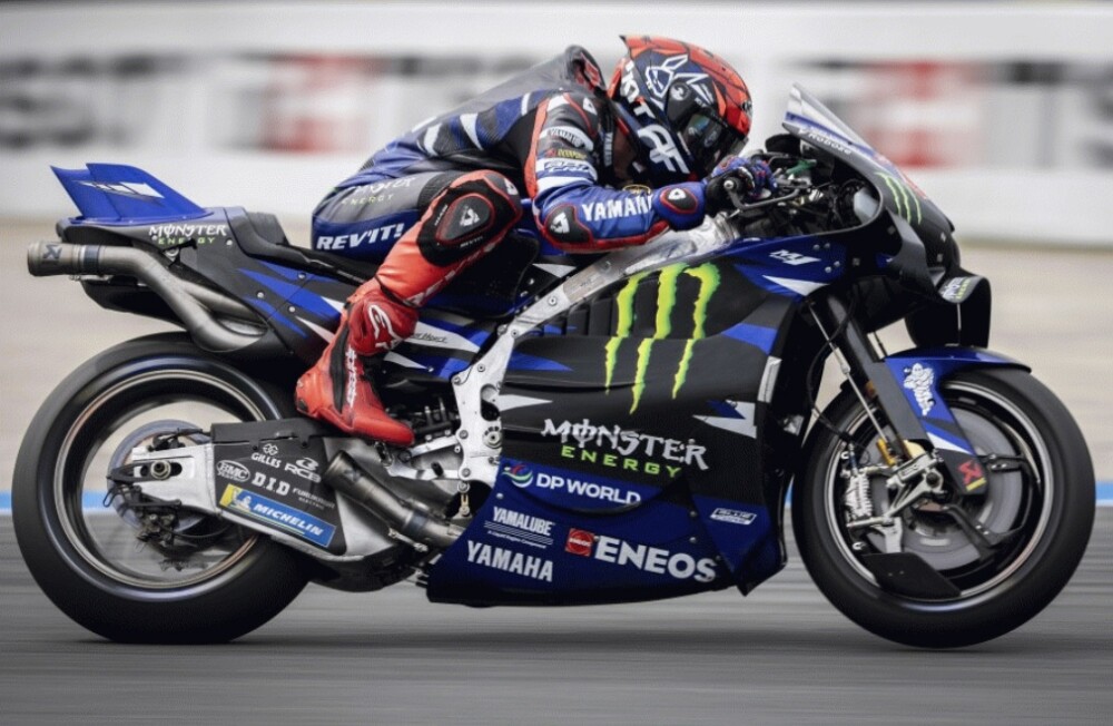 Official Yamaha Test Rider Augusto Fernandez