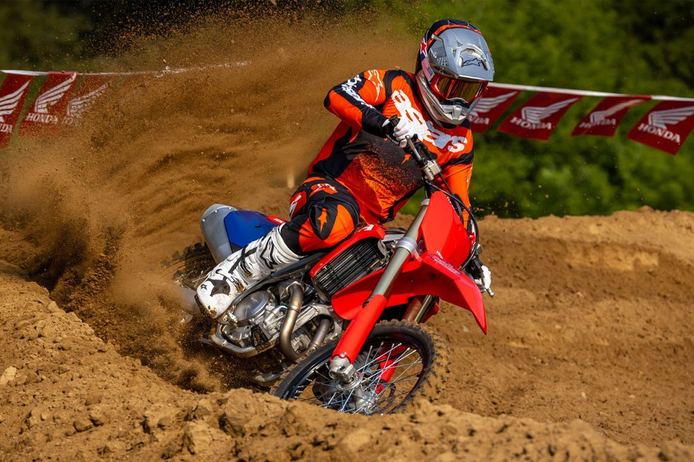 2027-honda-crf450r-first-ride-test-cycle-news