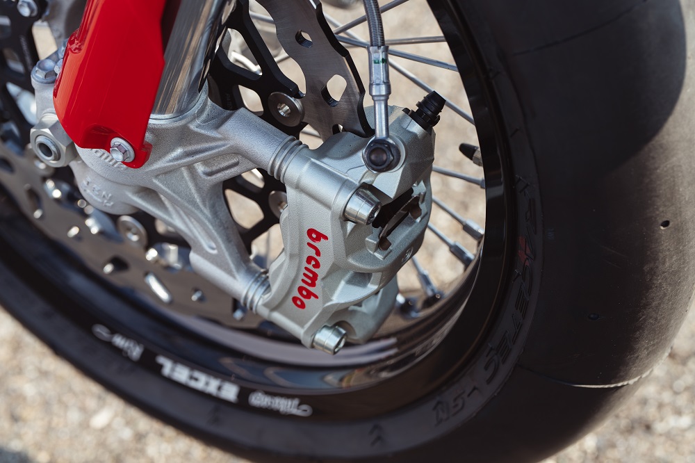 2027 Ducati Desmo450 SM brakes
