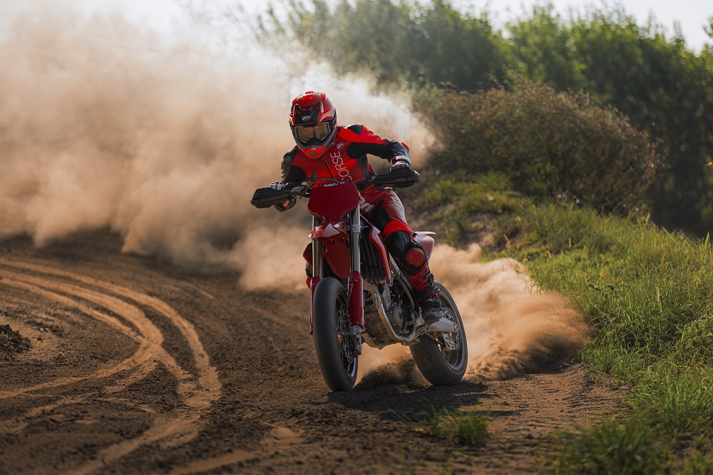 2027 Ducati Desmo450 SM on dirt track