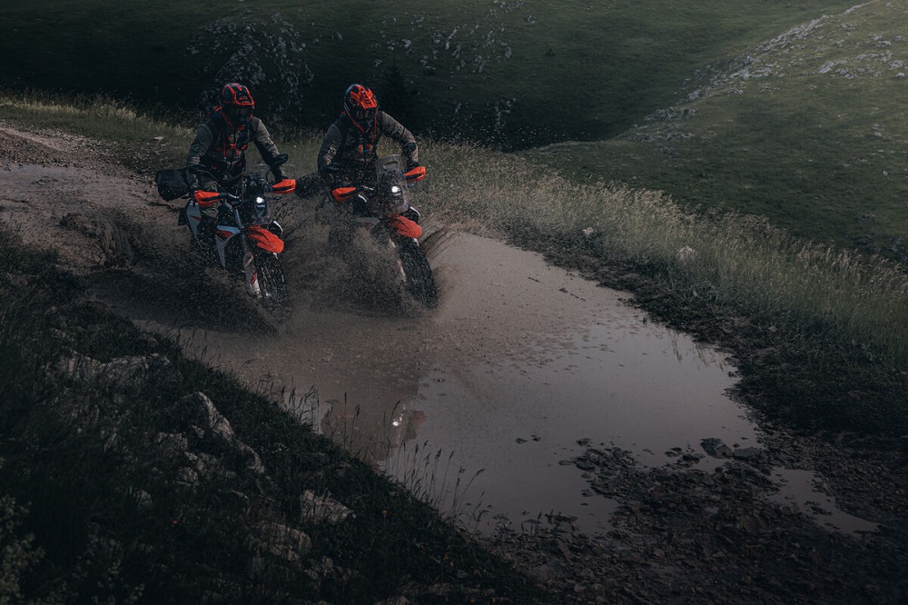 2027 KTM 690 Rally water crossing