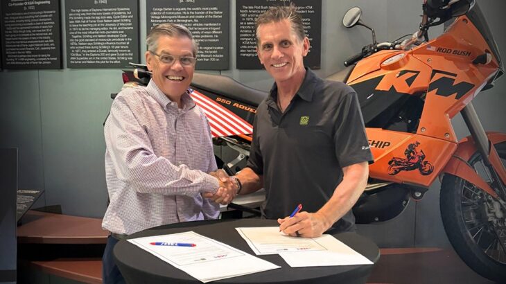 AMA President and CEO Rob Dingman (left) and BDR Board President and Creative Director Tim James (right)