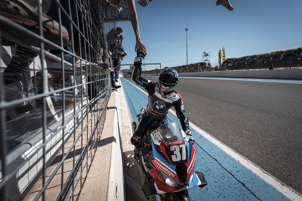 BMW Motorrad team at 2026 Bol d’Or 24 Hours