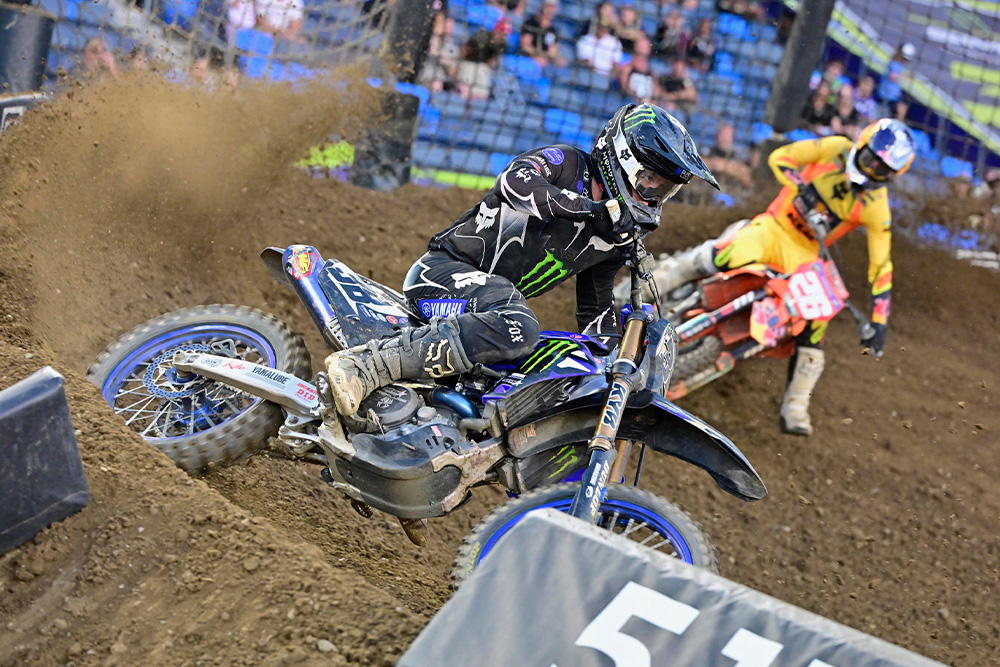 2026-la-supermotocross-playoffs-cycle-news-deegan