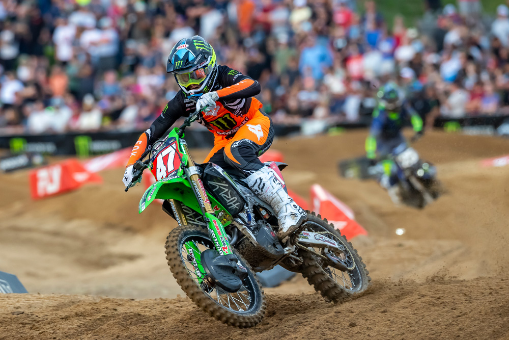 2026-supermotocross-smx-finale-missouri-cycle-news-250-kitchen