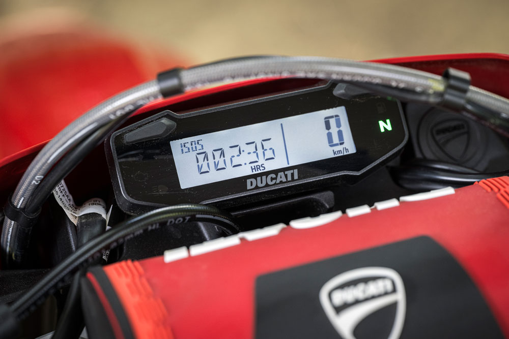 2027 Ducati Desmo450 EDS dash