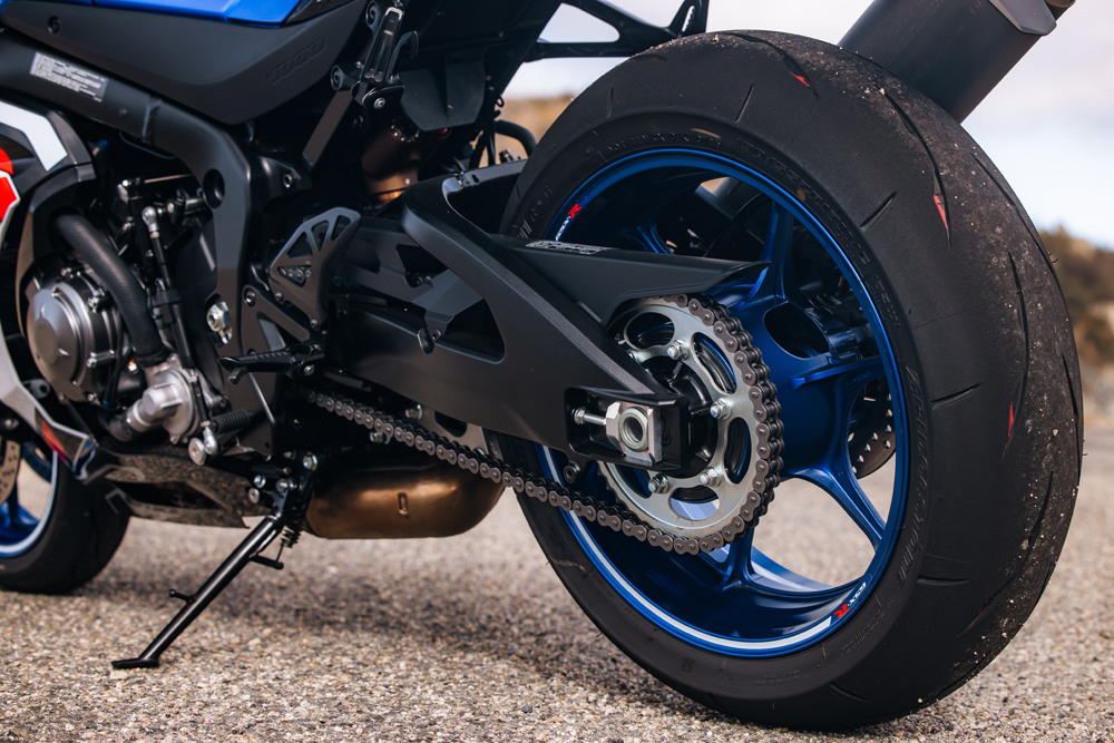 2027 Suzuki GSX-R1000RS rear wheel 2027 Suzuki GSX-R1000RS rear wheel