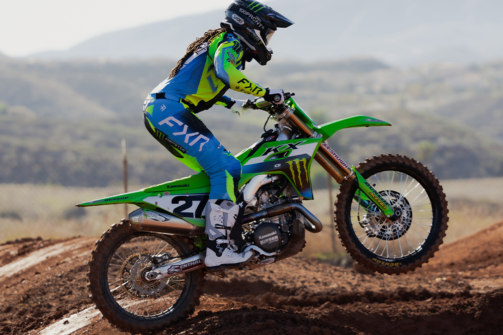 Malcolm-stewart-joins-monster-energy-kawasaki-2027